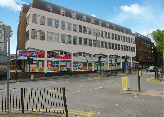Kensal Green Backpackers 2 London